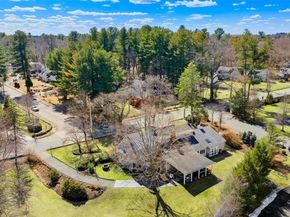 319 Lowell St, Lynnfield MA 01940