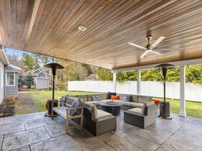 319 Lowell St, Lynnfield MA 01940
