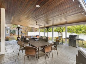 319 Lowell St, Lynnfield MA 01940