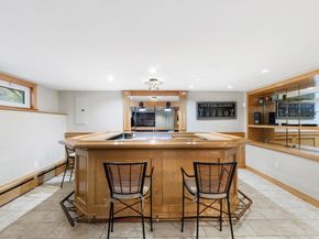319 Lowell St, Lynnfield MA 01940