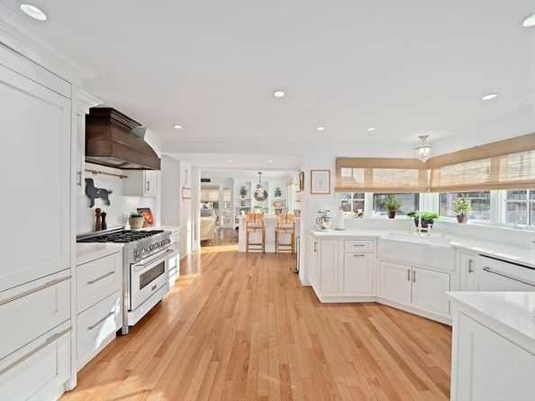 55 Crescent Ave, Scituate MA 02066