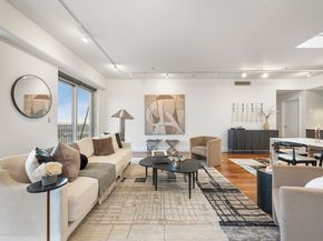 25 Channel Center St PH201, Boston MA 02210