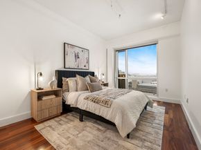 25 Channel Center St PH201, Boston MA 02210