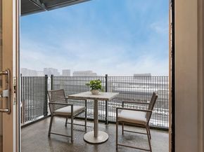 25 Channel Center St PH201, Boston MA 02210