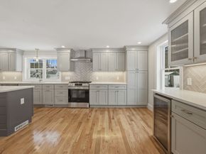 6 Eleanor Rd, Walpole MA 02081