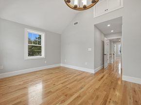 6 Eleanor Rd, Walpole MA 02081