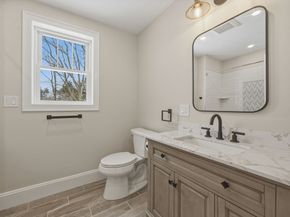 6 Eleanor Rd, Walpole MA 02081