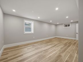 6 Eleanor Rd, Walpole MA 02081