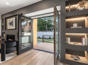 71 Greenough St 1, Brookline MA 02445