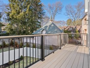 71 Greenough St 1, Brookline MA 02445