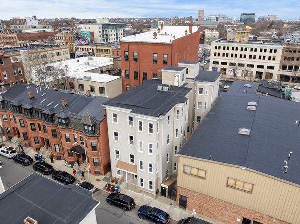 195 Green Street, Cambridge MA 02139