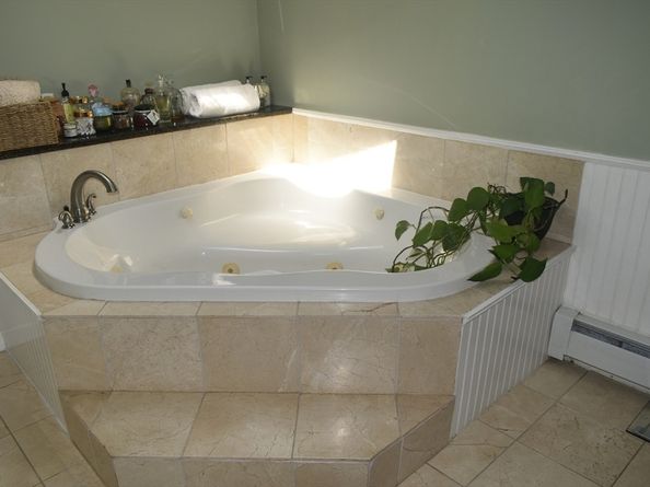 111 Northwest Road, Spencer MA 01562