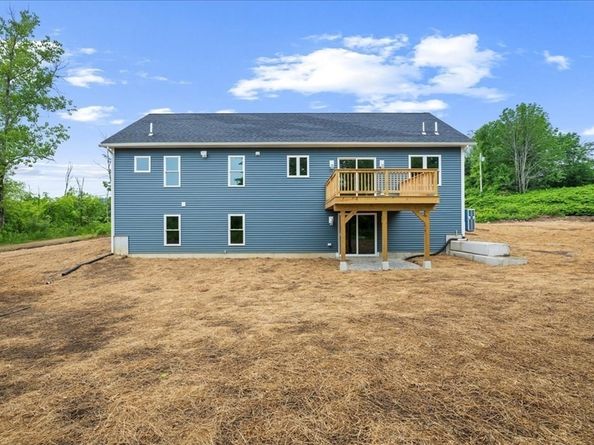 9 Old West Brookfield, North Brookfield MA 01535