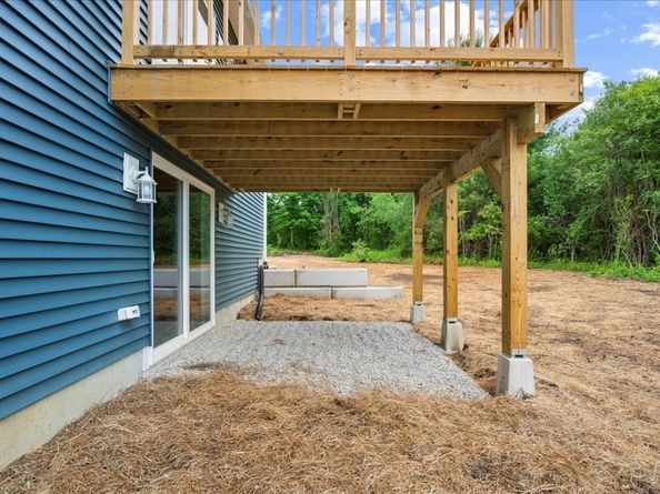 9 Old West Brookfield, North Brookfield MA 01535