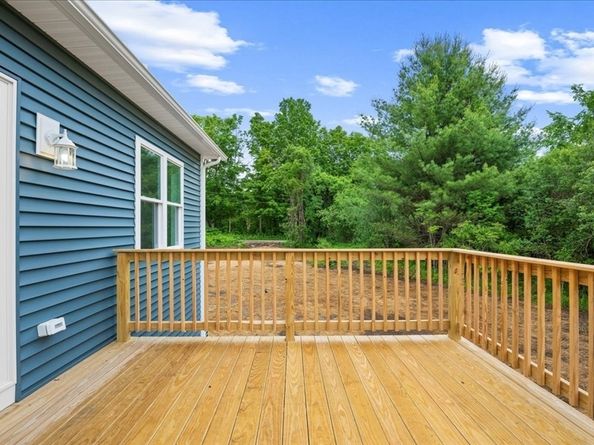 9 Old West Brookfield, North Brookfield MA 01535