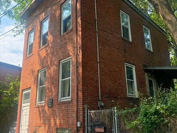 10 Eldridge Pl, Chelsea MA 02150
