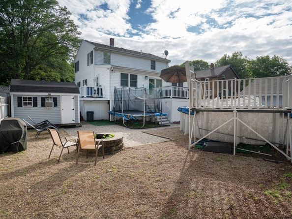 3 Winnegance Ave, Peabody MA 01960