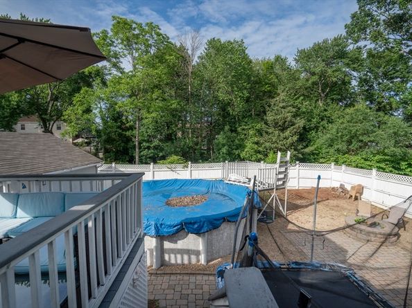 3 Winnegance Ave, Peabody MA 01960