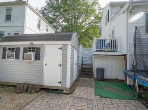 3 Winnegance Ave, Peabody MA 01960