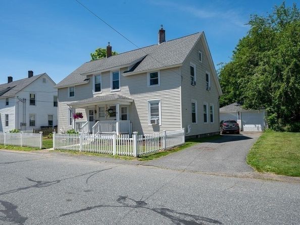 16-18 Orchard St, Grafton MA 01560