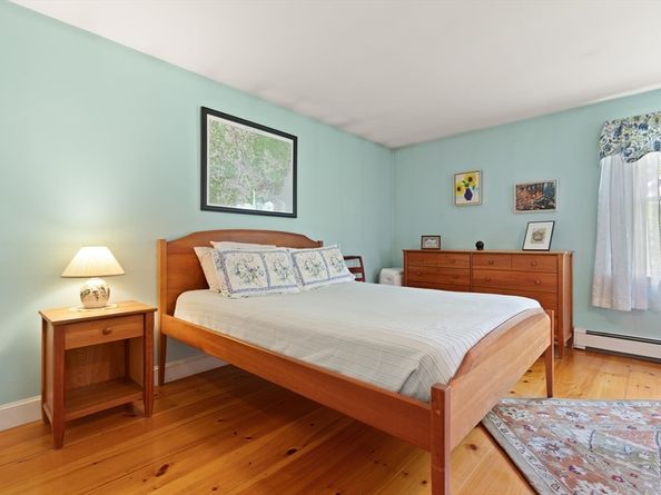 42 High St, Wilmington MA 01887
