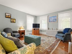42 High St, Wilmington MA 01887