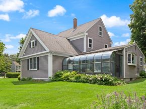 42 High St, Wilmington MA 01887
