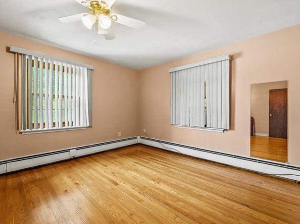 577 Grove Street, Worcester MA 01605