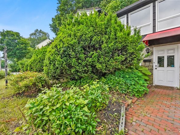 577 Grove Street, Worcester MA 01605