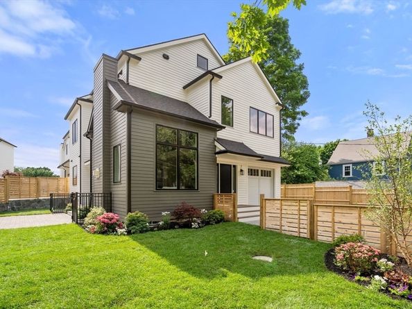 25 Johnson Place 25, Newton MA 02466
