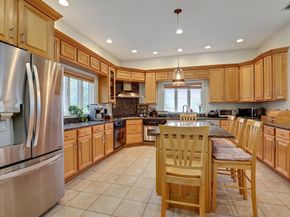 13 Essex St, Lynn MA 01902