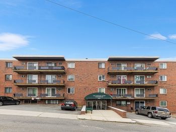 6 Hayes Rd