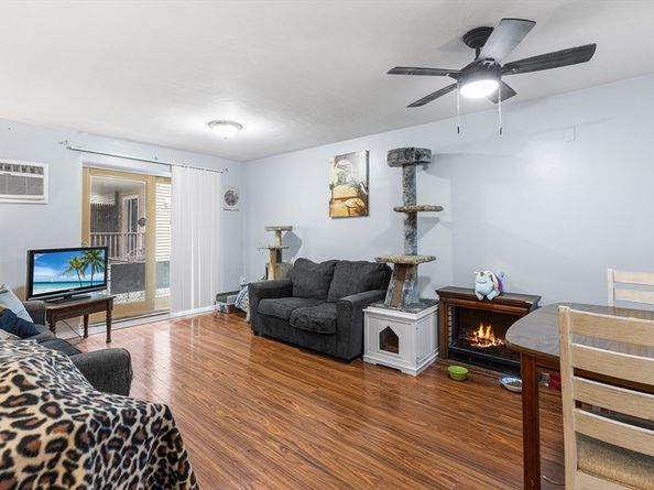 6 Hayes Rd 16, Boston MA 02131