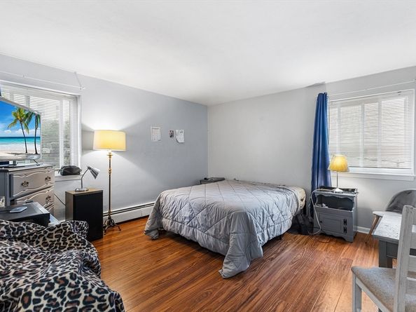 6 Hayes Rd 16, Boston MA 02131