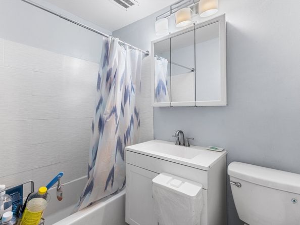 6 Hayes Rd 16, Boston MA 02131