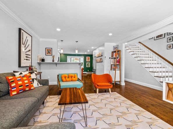 14 Belmont St C, Somerville MA 02143