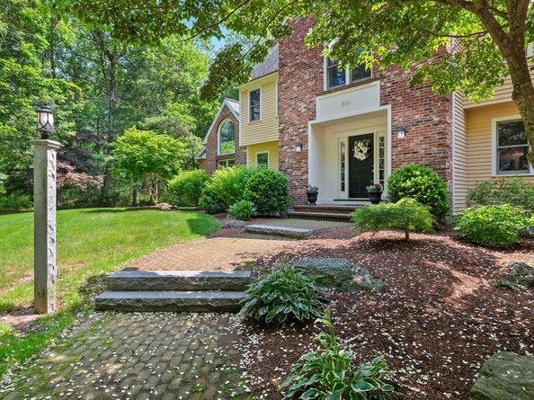 200 Newtown Road, Acton MA 01720