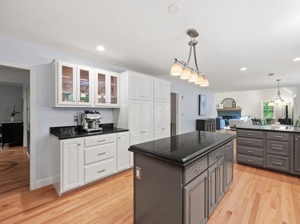 200 Newtown Road, Acton MA 01720