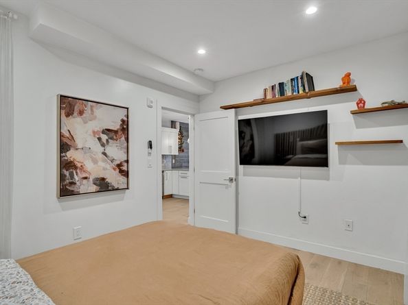 6 Coppersmith Way 1, Boston MA 02128