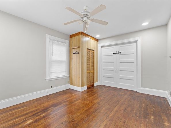 22-22A Montrose St, Boston MA 02119