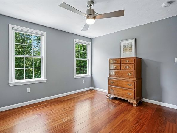 78 Milford St, Upton MA 01568