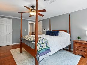78 Milford St, Upton MA 01568
