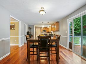 78 Milford St, Upton MA 01568