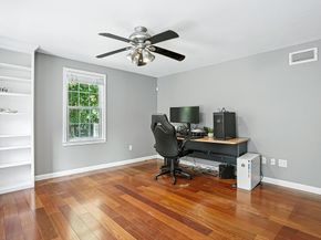 78 Milford St, Upton MA 01568