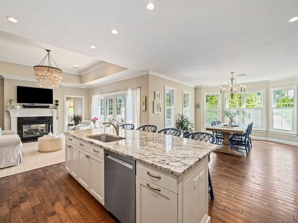 31 Chittenden Ln 31, Cohasset MA 02025