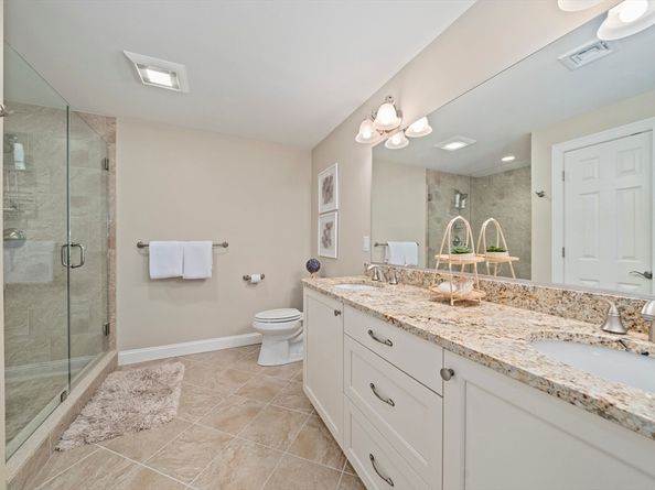 31 Chittenden Ln 31, Cohasset MA 02025