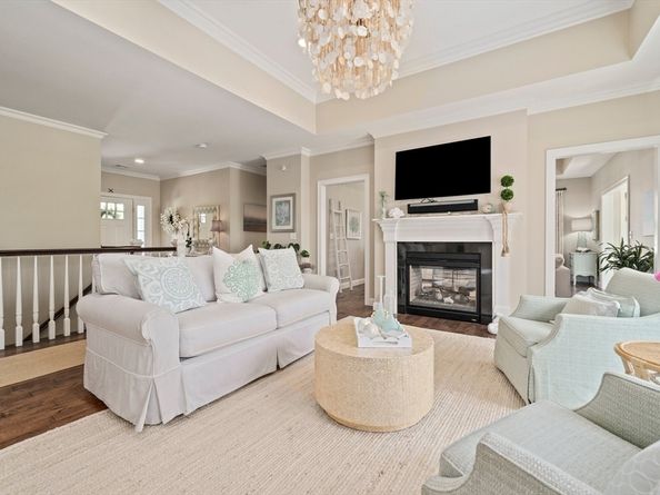 31 Chittenden Ln 31, Cohasset MA 02025