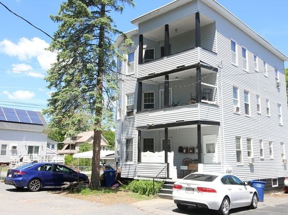 6 Longwood Ave, Leominster MA 01453