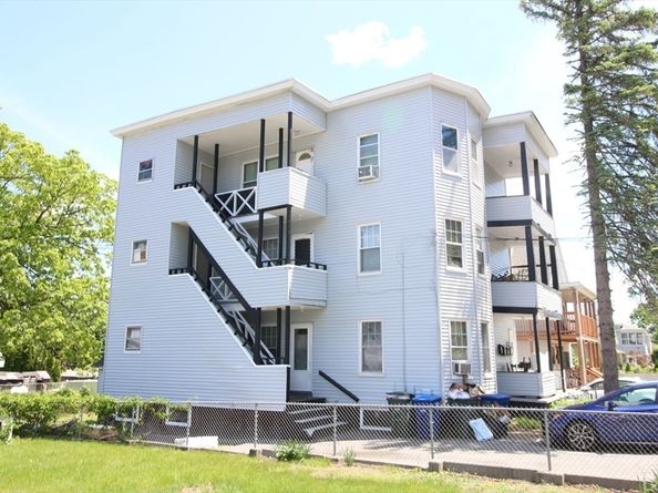 6 Longwood Ave, Leominster MA 01453