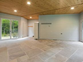 183 Kings Grant Rd, Weston MA 02493